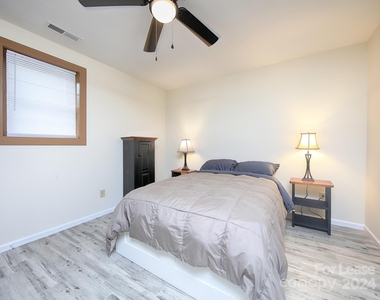 177 Goodman Road - Photo Thumbnail 10