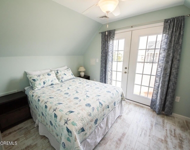 108 Jeanette Drive - Photo Thumbnail 8
