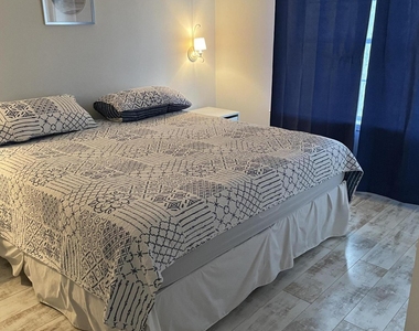 108 Jeanette Drive - Photo Thumbnail 5