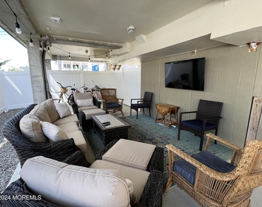 108 Jeanette Drive - Photo Thumbnail 10