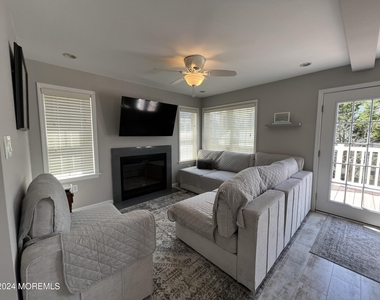 108 Jeanette Drive - Photo Thumbnail 3