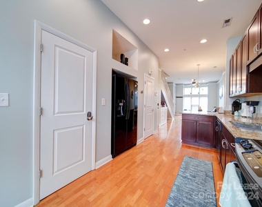 546 New Bern Station Court - Photo Thumbnail 32