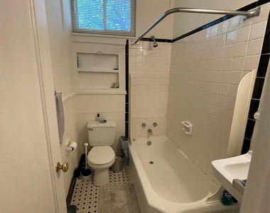 2513 Vail Avenue - Photo Thumbnail 10