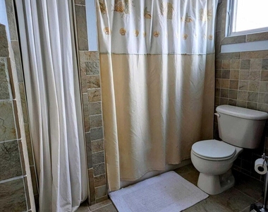 2302 Grand Central Avenue - Photo Thumbnail 14