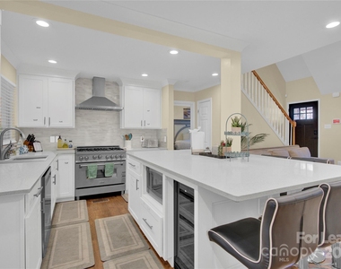 11725 Carmel Lakes Drive - Photo Thumbnail 37