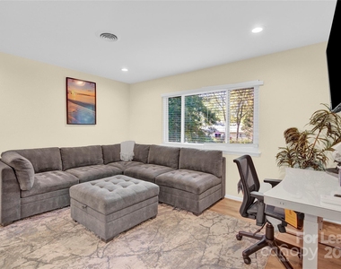 11725 Carmel Lakes Drive - Photo Thumbnail 33