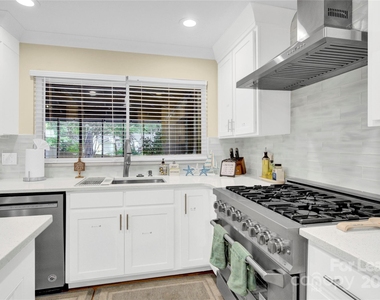 11725 Carmel Lakes Drive - Photo Thumbnail 40