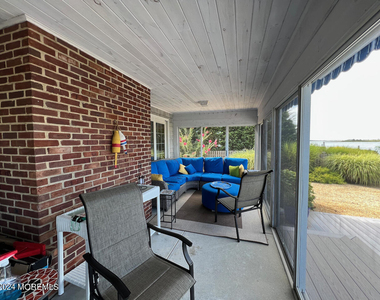 980 Barnegat Lane - Photo Thumbnail 5