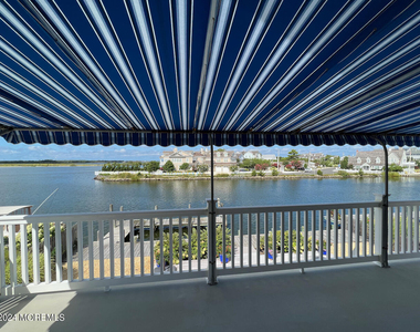 980 Barnegat Lane - Photo Thumbnail 18