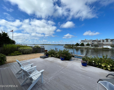 980 Barnegat Lane - Photo Thumbnail 7