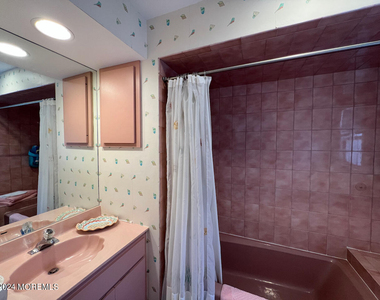 980 Barnegat Lane - Photo Thumbnail 17