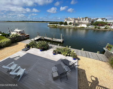 980 Barnegat Lane - Photo Thumbnail 3
