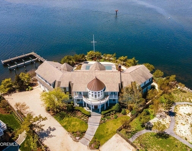 225 Channel Lane - Photo Thumbnail 4