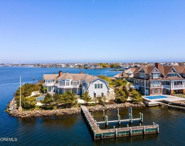 225 Channel Lane - Photo Thumbnail 1