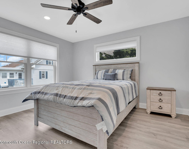 106 8th Avenue - Photo Thumbnail 21