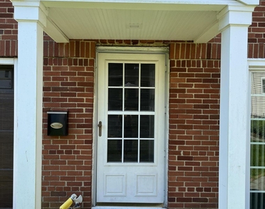 515 Monmouth Avenue - Photo Thumbnail 1
