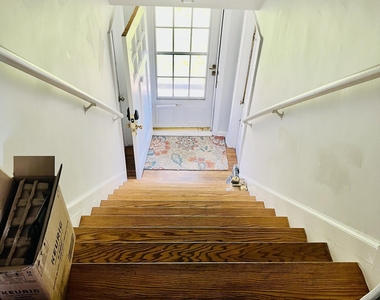 515 Monmouth Avenue - Photo Thumbnail 13