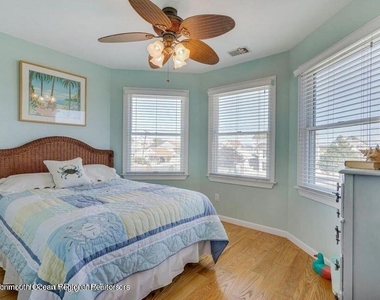 2023 Bay Boulevard - Photo Thumbnail 13