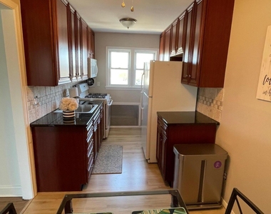 310 Maryland Avenue - Photo Thumbnail 5