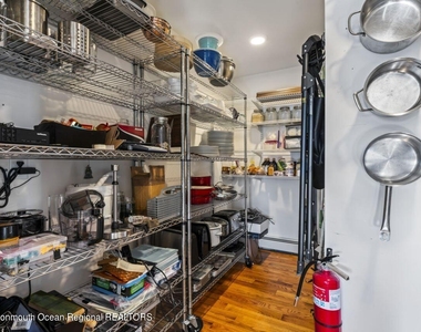 915 Sw Central Avenue - Photo Thumbnail 19