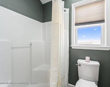 915 Sw Central Avenue - Photo Thumbnail 28