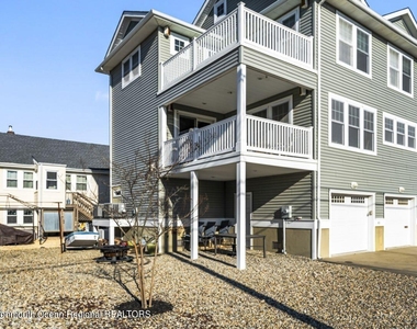 915 Sw Central Avenue - Photo Thumbnail 41