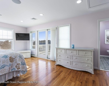 915 Sw Central Avenue - Photo Thumbnail 30