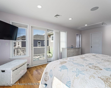 915 Sw Central Avenue - Photo Thumbnail 32