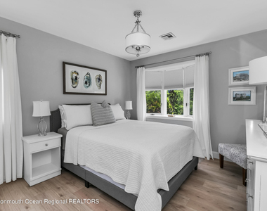 649 Main Avenue - Photo Thumbnail 24