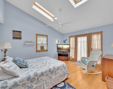 2203 3rd Avenue - Photo Thumbnail 10