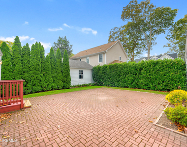 2203 3rd Avenue - Photo Thumbnail 20