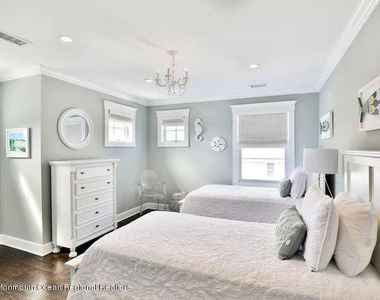 45 Strickland Street - Photo Thumbnail 16