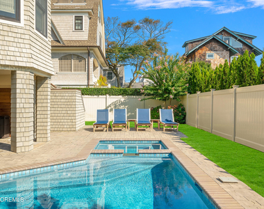 45 Strickland Street - Photo Thumbnail 39