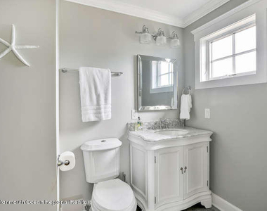 45 Strickland Street - Photo Thumbnail 20
