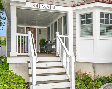 441 Main Avenue - Photo Thumbnail 3