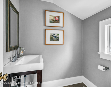 441 Main Avenue - Photo Thumbnail 17