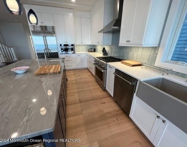 3632 Ocean Terrace - Photo Thumbnail 10
