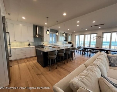 3632 Ocean Terrace - Photo Thumbnail 7