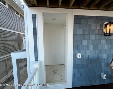 3632 Ocean Terrace - Photo Thumbnail 13
