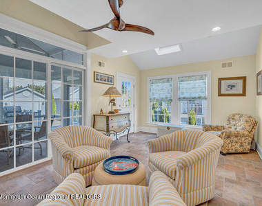 1405 4th Avenue - Photo Thumbnail 17