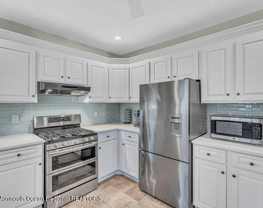 1405 4th Avenue - Photo Thumbnail 26