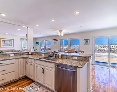 1404 Oceanfront - Photo Thumbnail 32