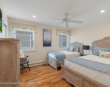 1404 Oceanfront - Photo Thumbnail 14