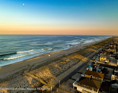 1404 Oceanfront - Photo Thumbnail 6