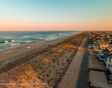 1404 Oceanfront - Photo Thumbnail 5