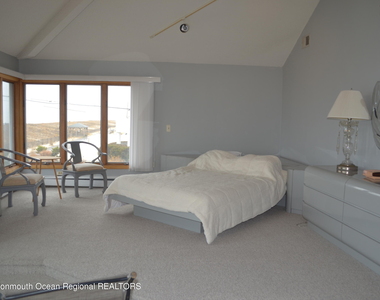 106 Oceanfront - Photo Thumbnail 27