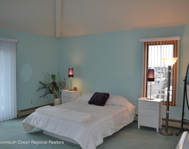 106 Oceanfront - Photo Thumbnail 49