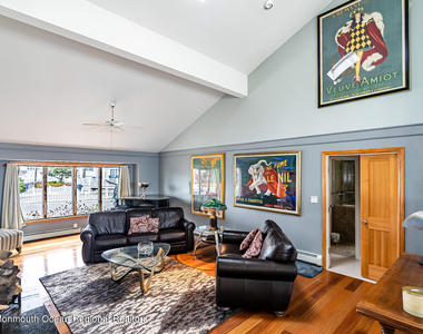 23 Harborside Drive W - Photo Thumbnail 17