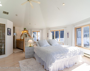 23 Harborside Drive W - Photo Thumbnail 18