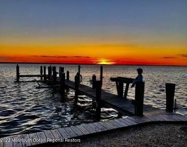 23 Harborside Drive W - Photo Thumbnail 67